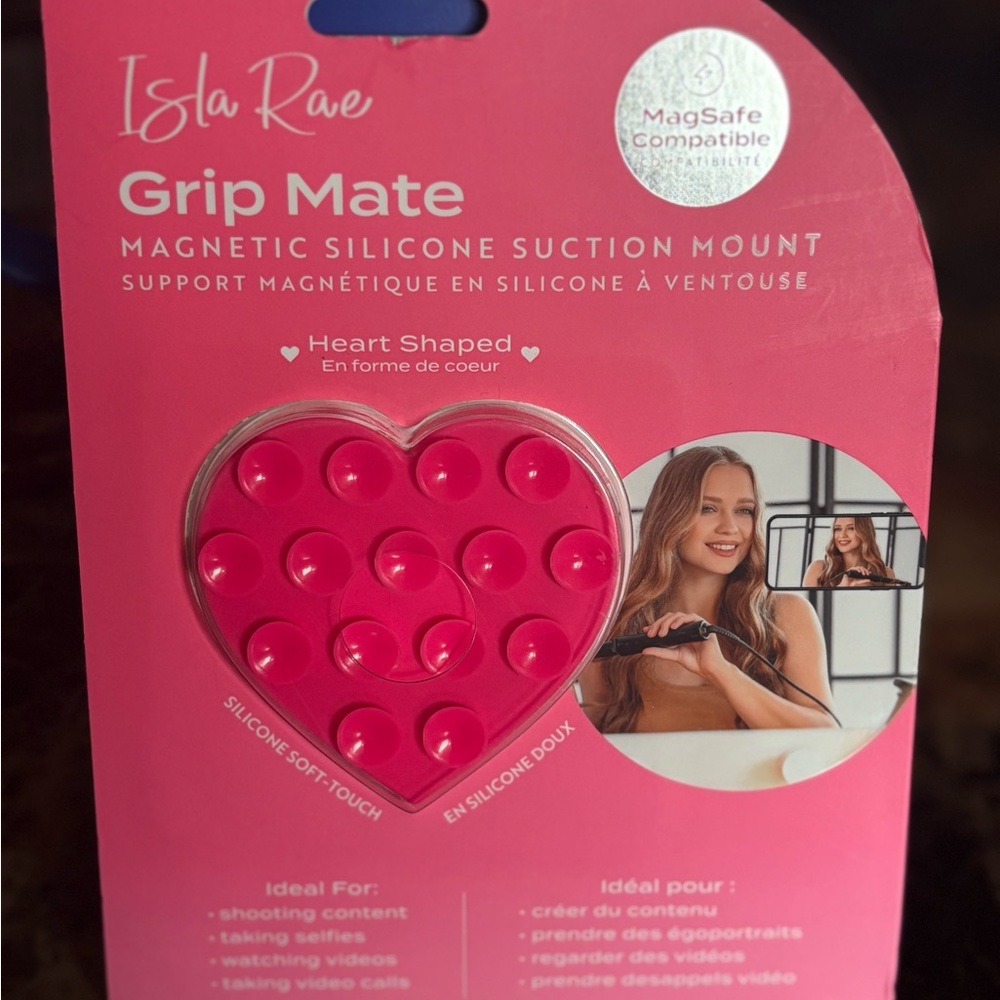 Isla Rae Heart Shaped Grip Mate